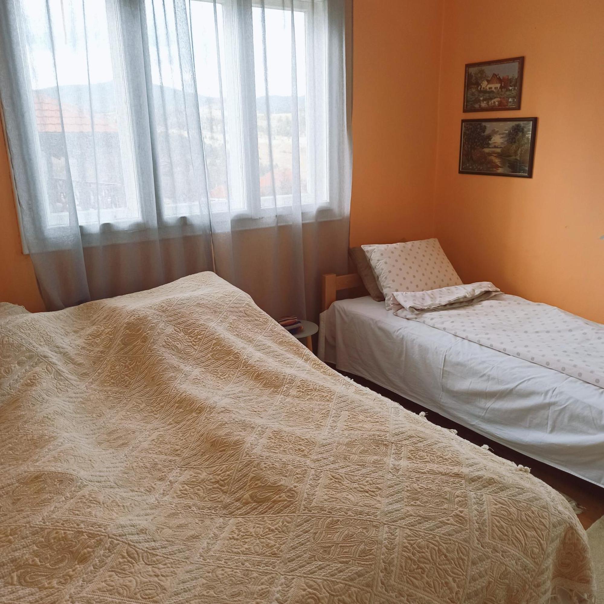 Appartement Despot s haus à Kremna Chambre photo